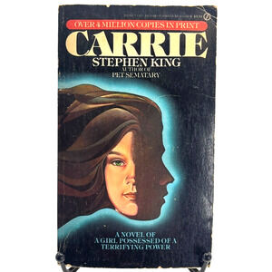 Vintage 1975 Early Edition Carrie Book by Stephen King, Signet Publishers, PB